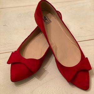 14th & Union Red Pointed-toe Flats